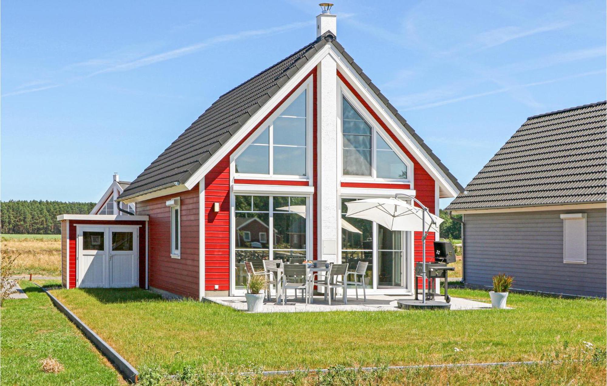 2 Bedroom Stunning Home In Zerpenschleuse Kültér fotó